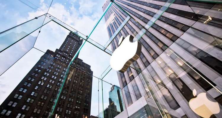 Nhân viên cũ của hãng Apple bị kiện vì để lộ bí mật quan trọng