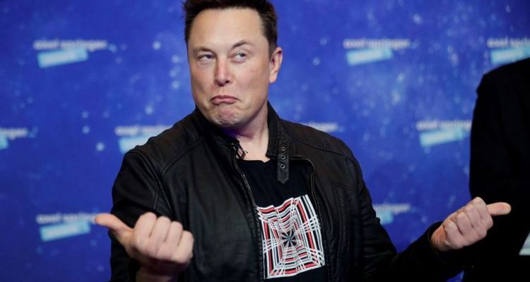 Tỷ phú Elon Musk vừa chuyển nghề bán rượu hết sức mát tay